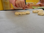 Pečeme ve školce - od zrníčka po rohlík